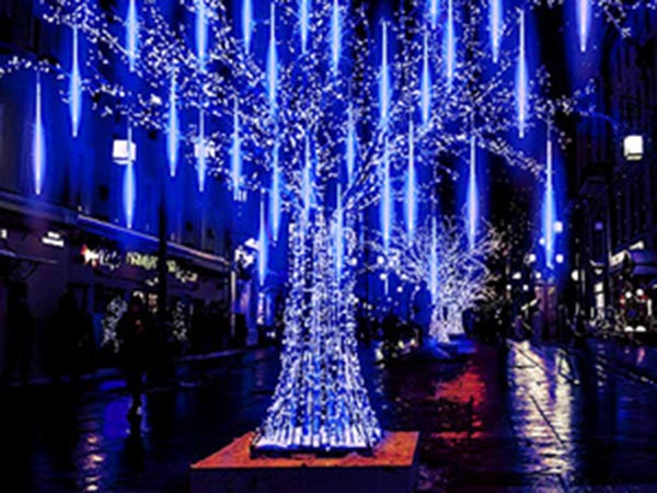 圣诞节灯树